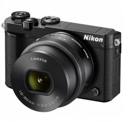 Nikon 1 J5  jarjestelmakamera  10-30 mm (musta)